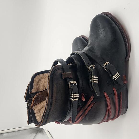 Shoes - Flawless Freebird by Steven Black Crue worn twice no creases beautiful 9